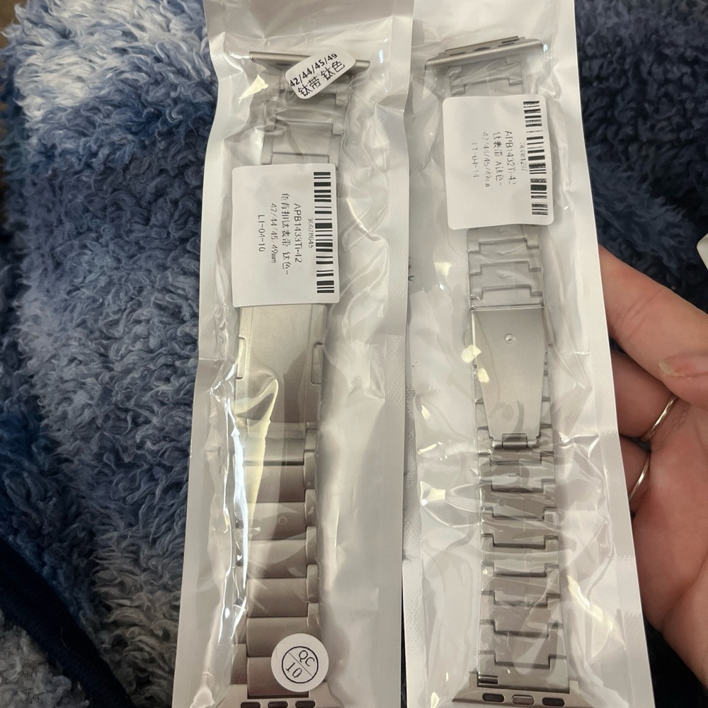 2 Apple Watch titanium band iwatch ultra 2
